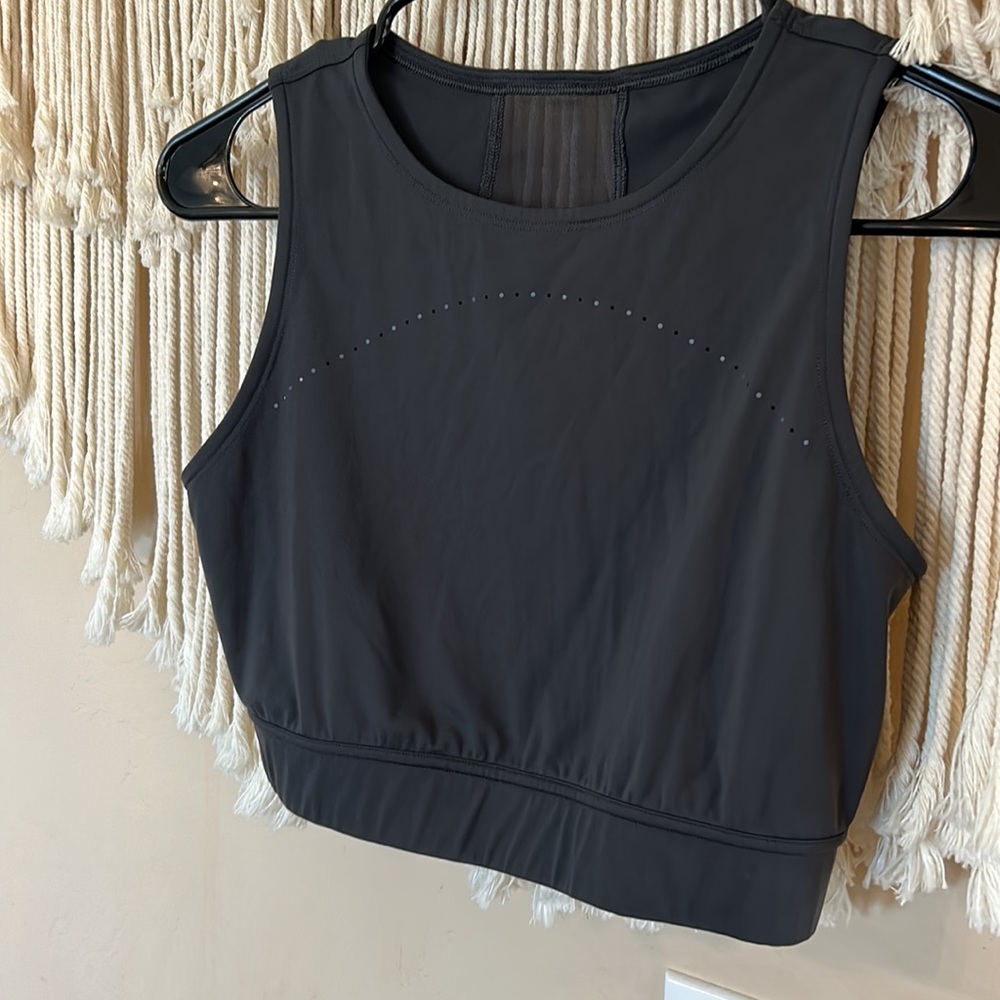 Lululemon crop top not lined